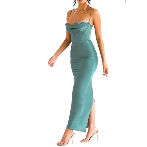 green emerald velvet dress HOUSE OF CB Fallon Light Jade Midi Dress main image 0